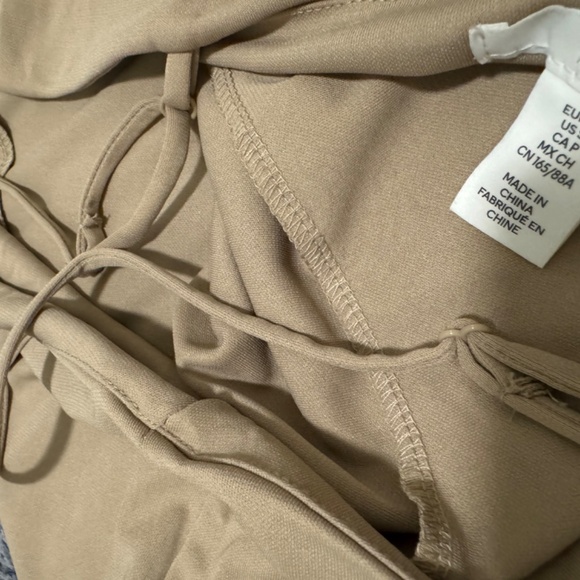 Strappy Dress - Picture 5 of 7